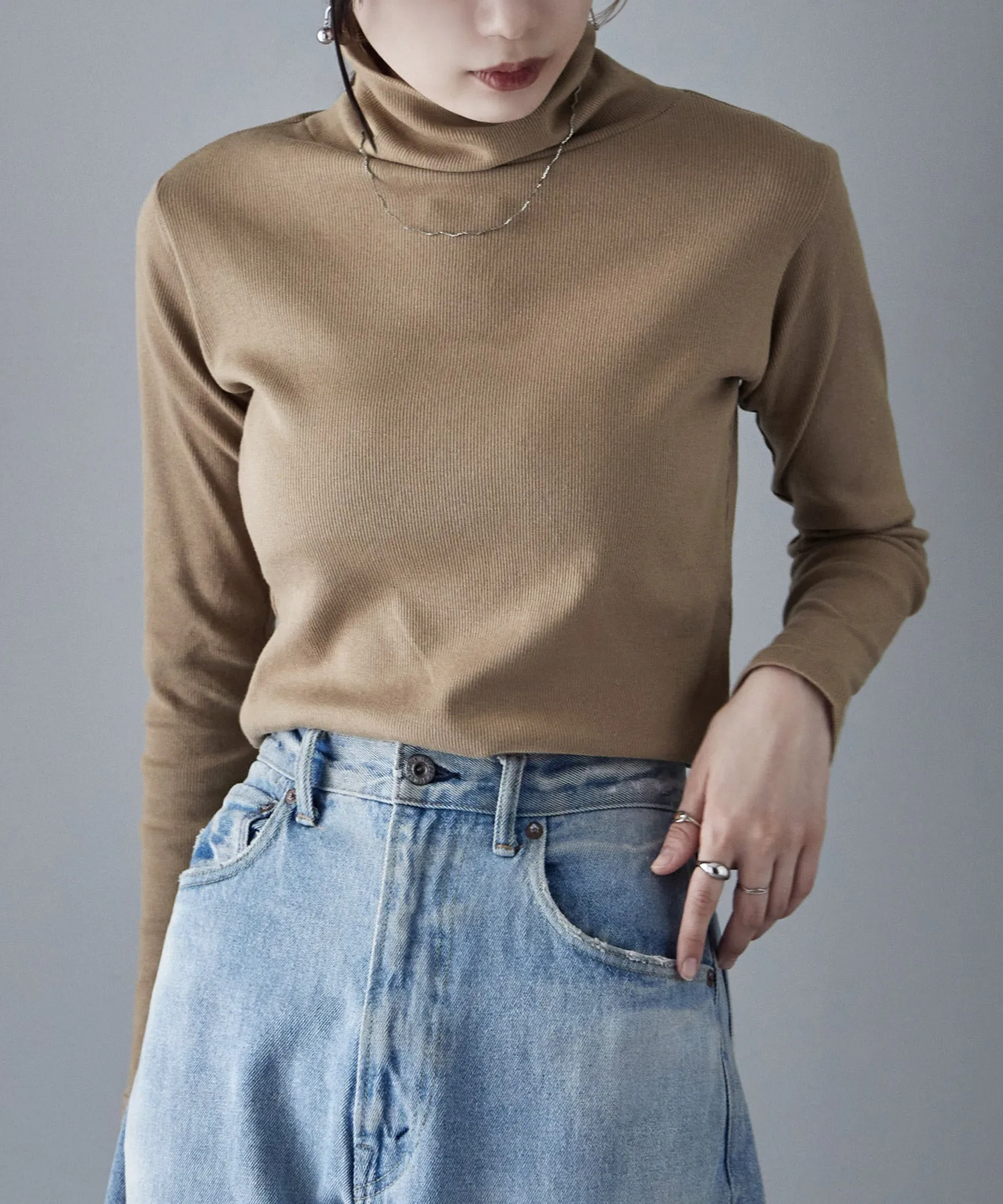 High-neck cotton rib tops