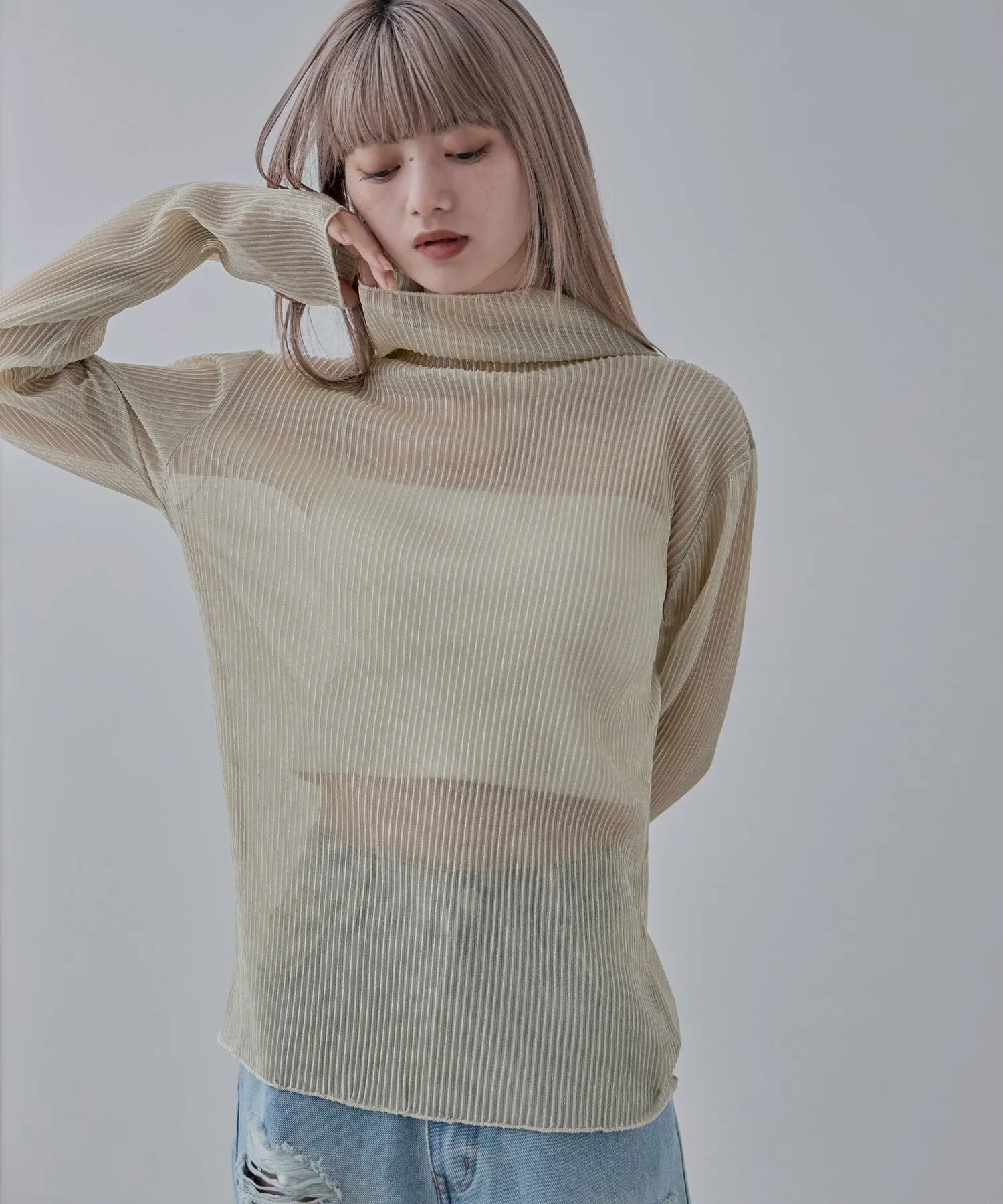 Lame sheer pleats high-neck tops
