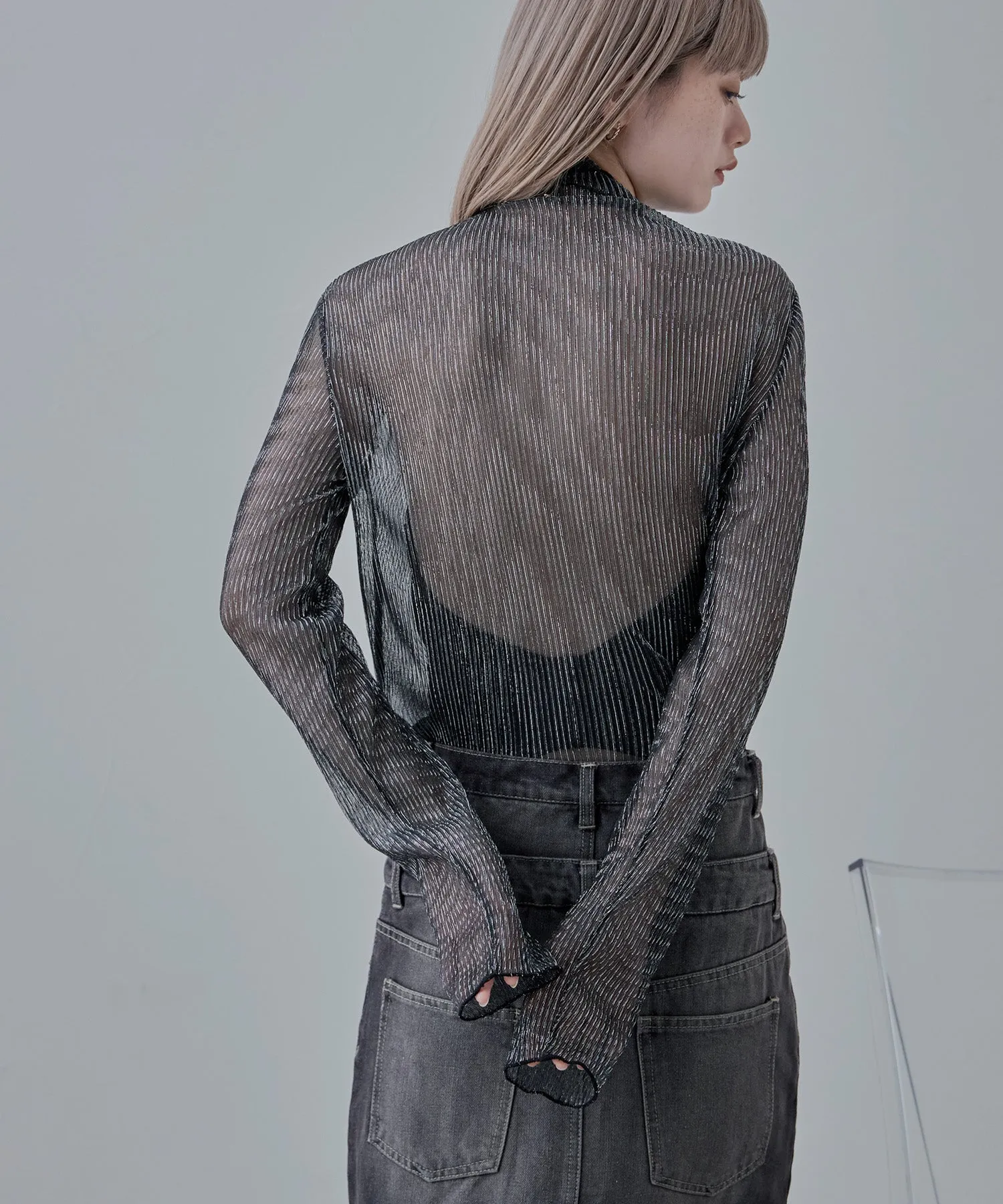 Lame sheer pleats high-neck tops