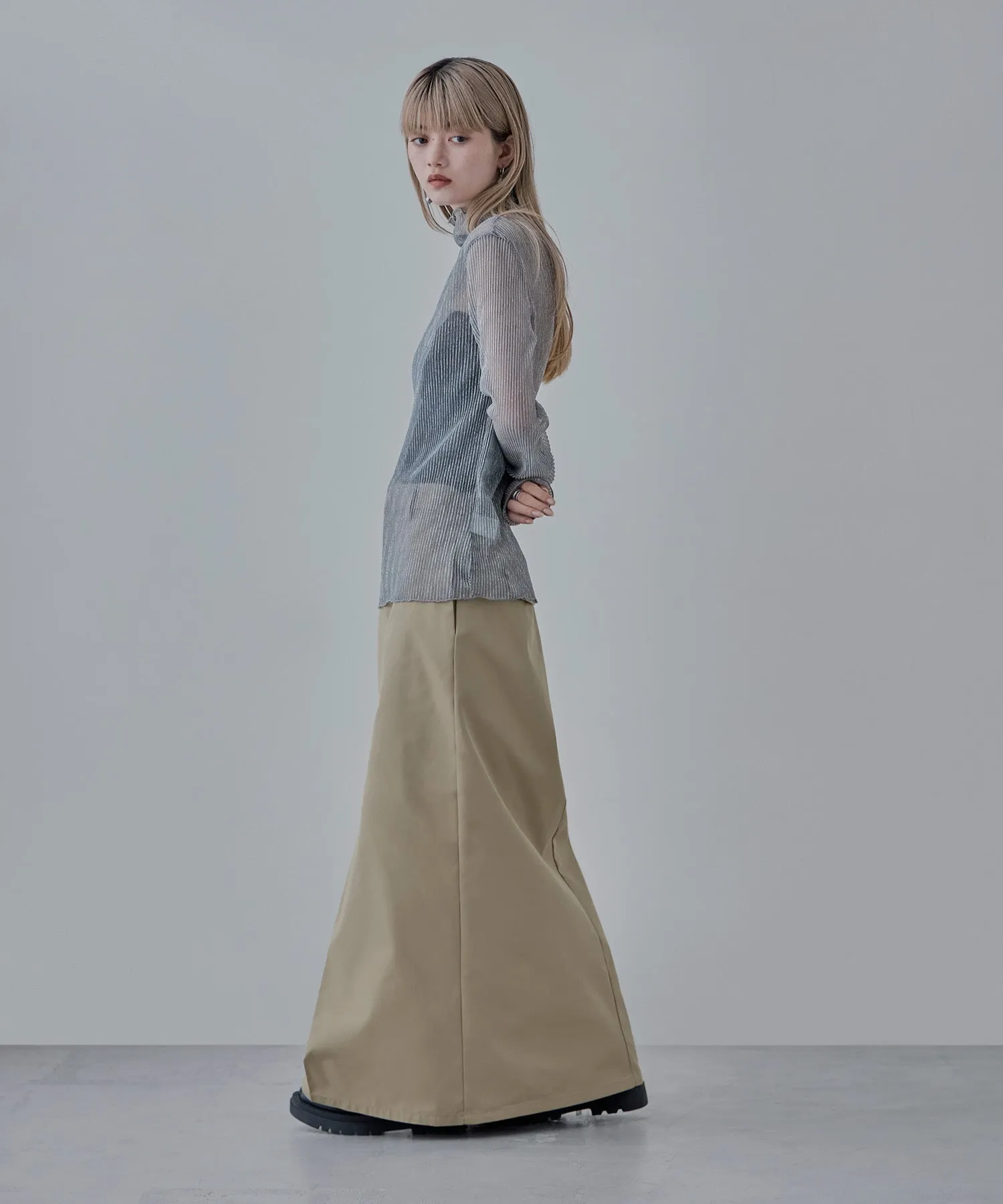 Lame sheer pleats high-neck tops