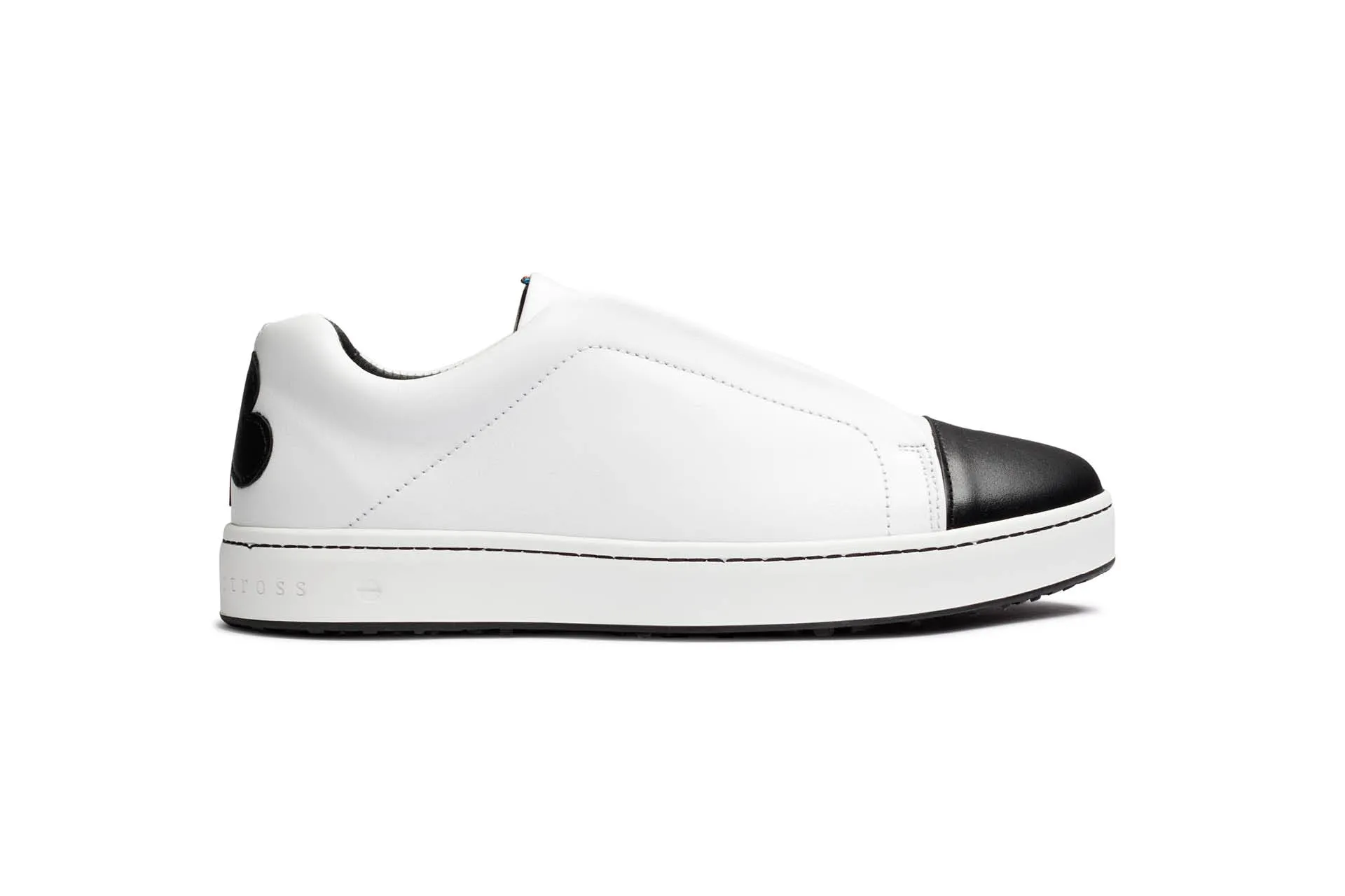 Queen of Clubs | White/Black