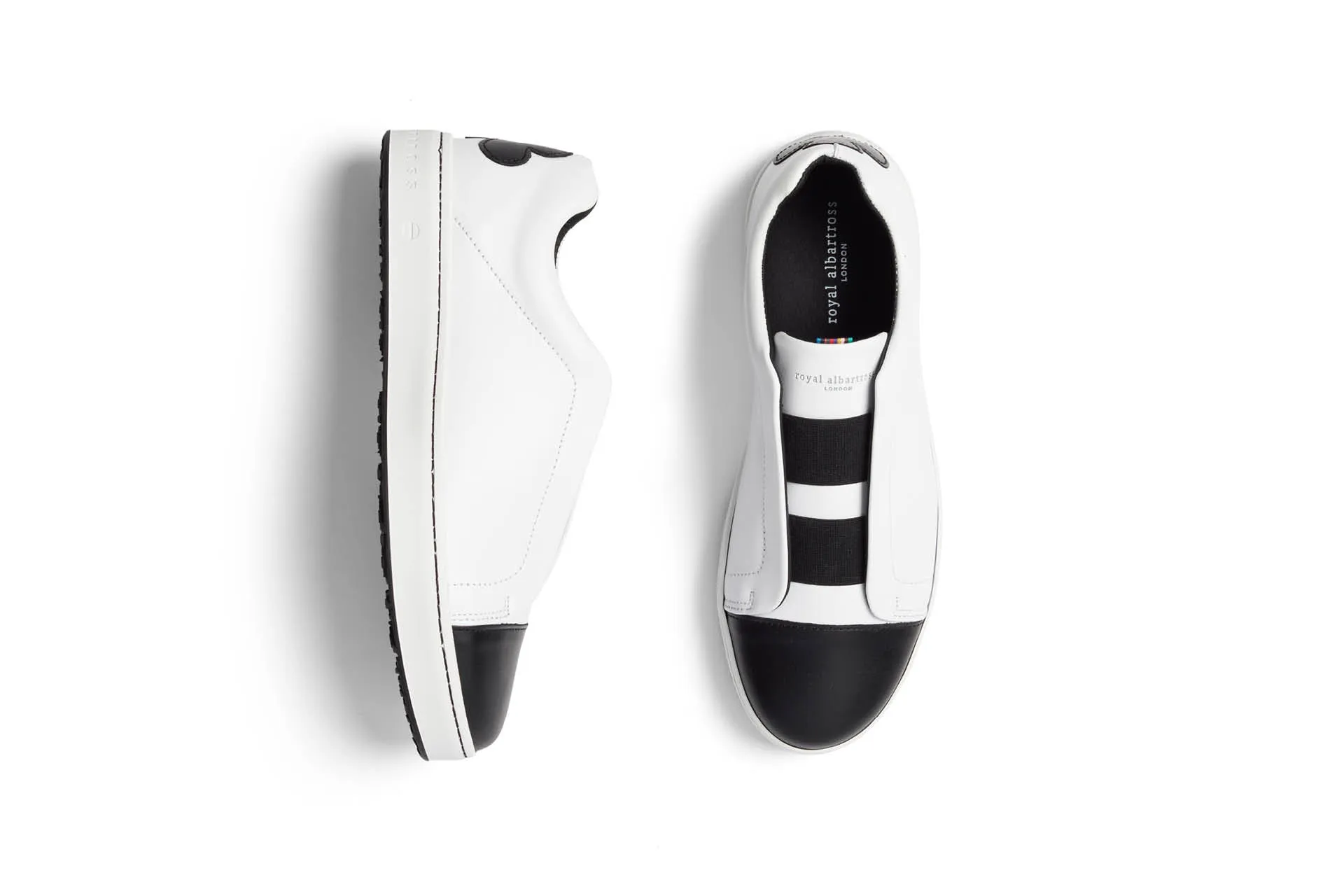 Queen of Clubs | White/Black