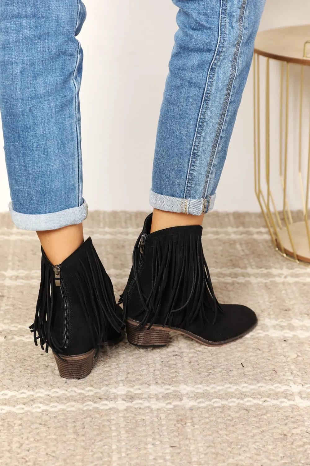 Wild West Chic: Legend Women's Fringe Cowboy Western Ankle Boots