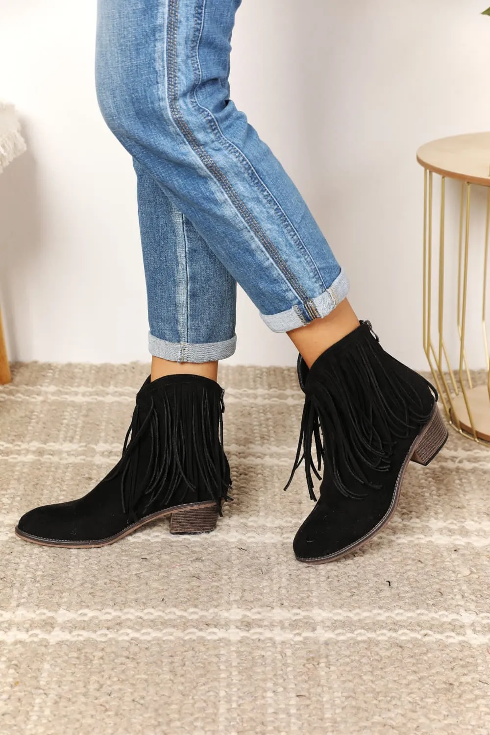 Wild West Chic: Legend Women's Fringe Cowboy Western Ankle Boots